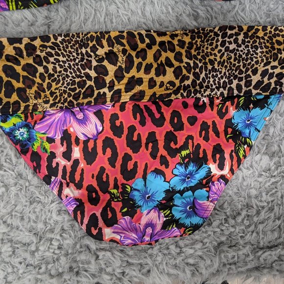 Victoria Secret Bombshell Swimsuit 34B L - Picture 6 of 8